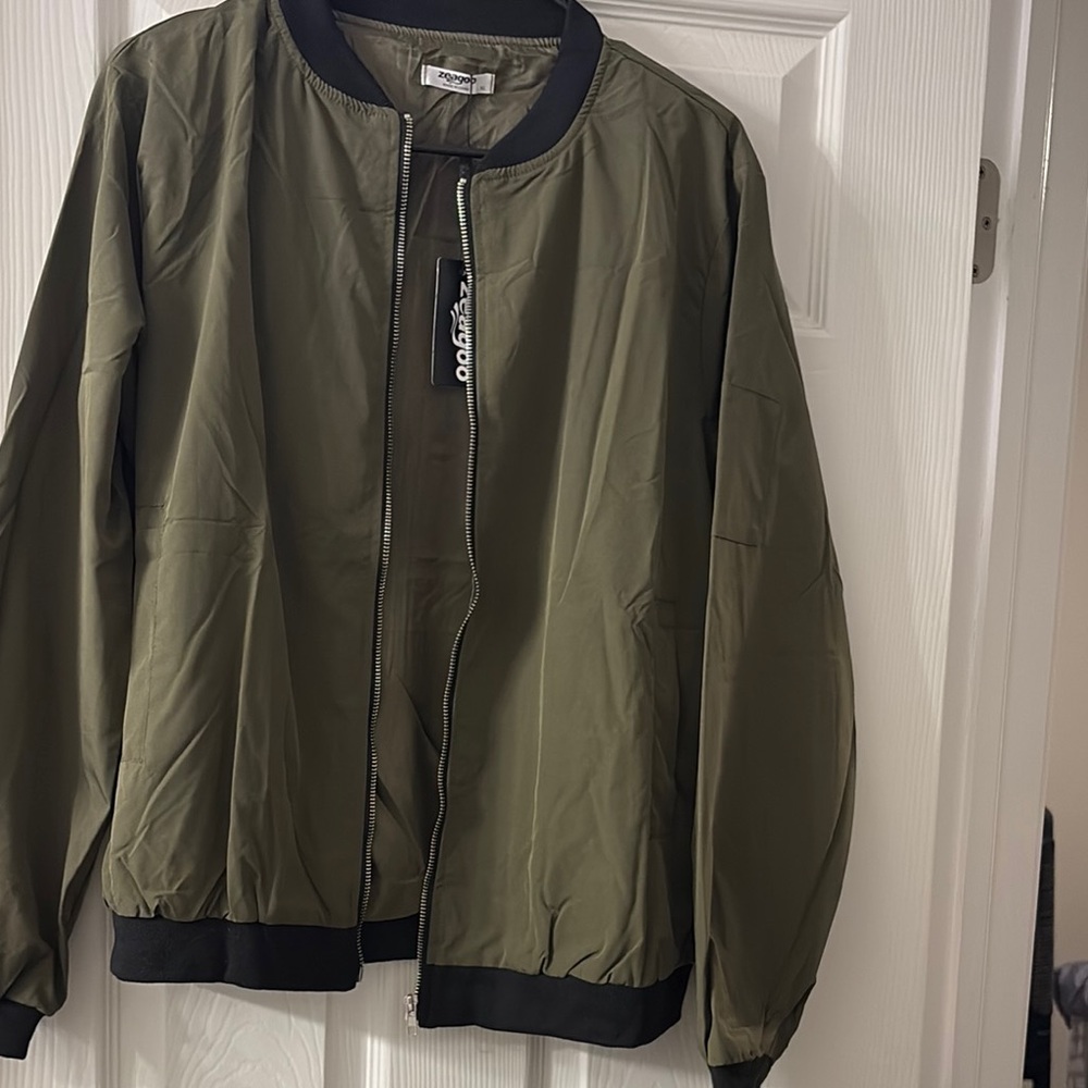 Zeagoo Green Bomber Jacket Classic Style